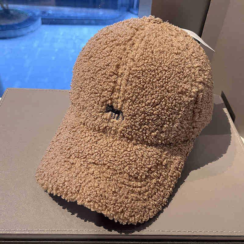 Women's Plush Textured Baseball Cap Bowlift