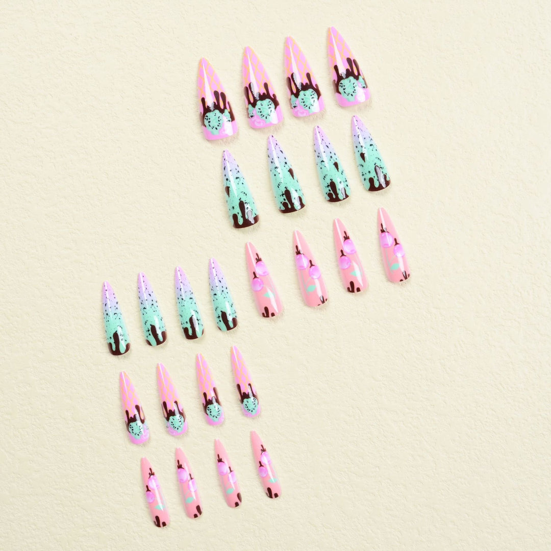 Nail art set with playful ice cream design Bowlift