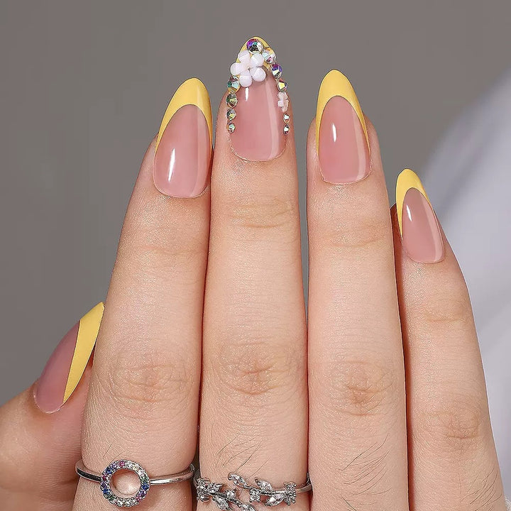 Artificial nail set with elegant French design and 3D flower decorations Bowlift