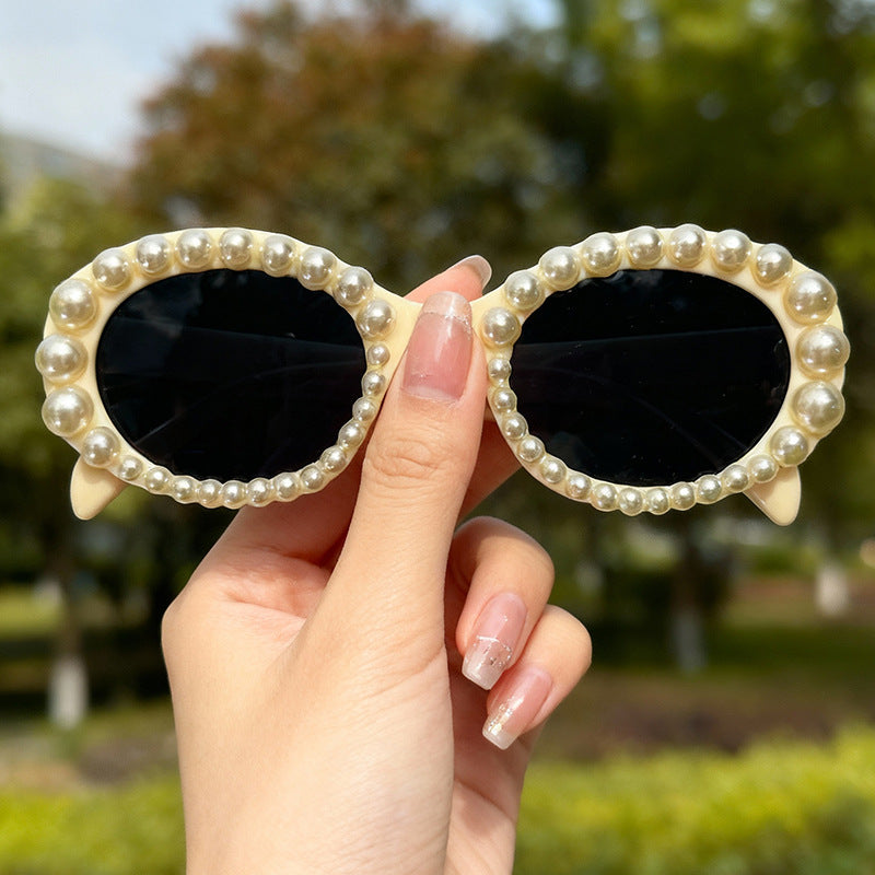 Decorative Pearl Frame Sunglasses Bowlift