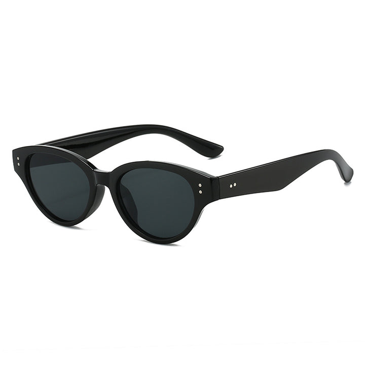 Women Cat-Eye Sunglasses with retro-inspired frame structure Bowlift