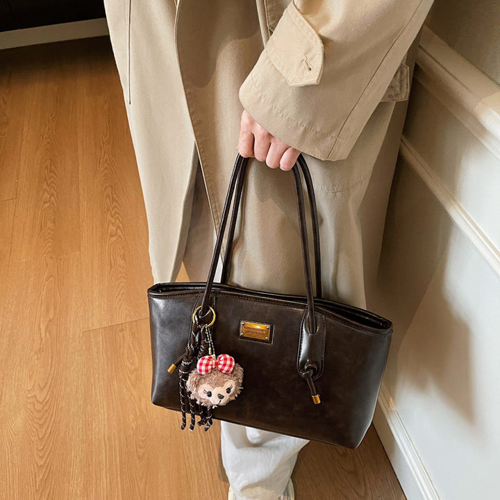 Elegant Structured Leather Handbag Bowlift