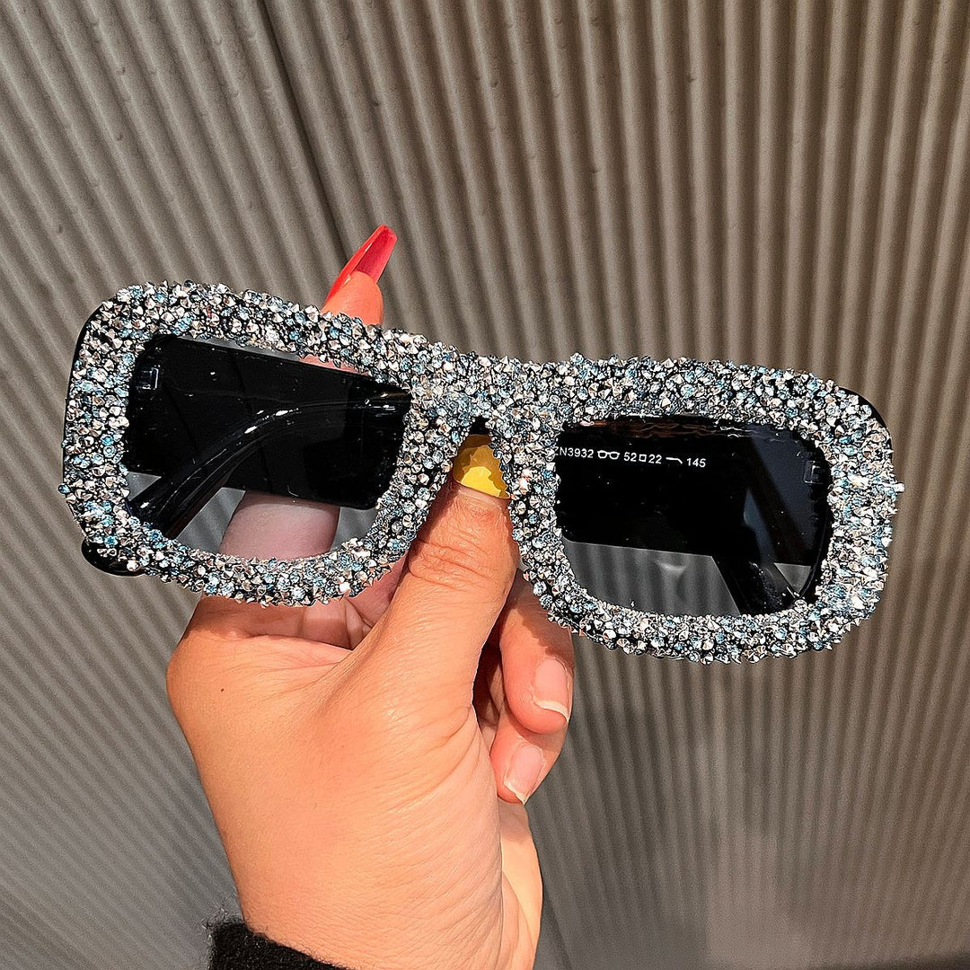 Ladies extravagant decorated Glamour sunglasses Bowlift