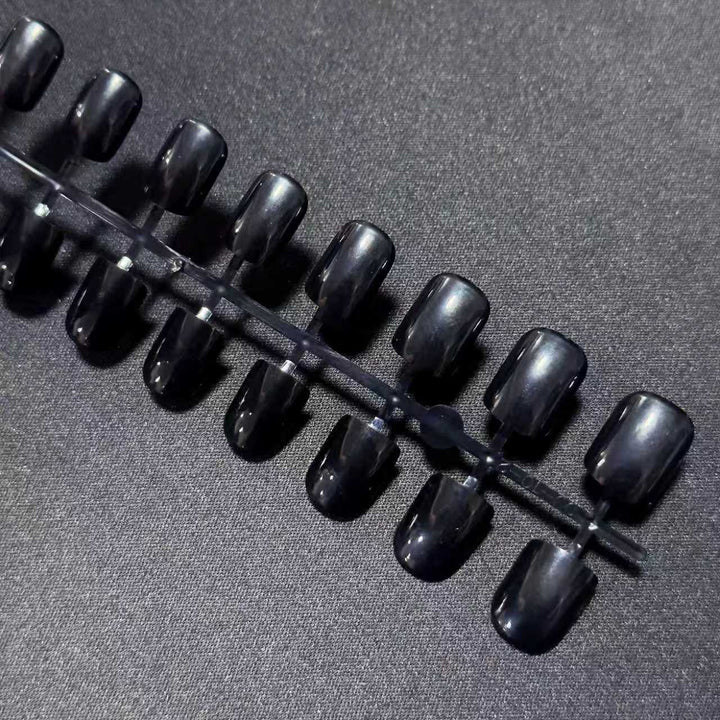 Elegant Press-On Nail Extensions Bowlift