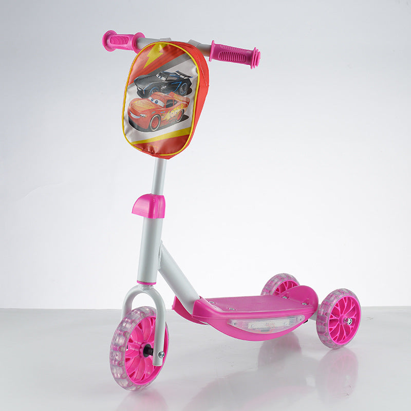 Fun Animal-Themed Kick Scooter Bowlift