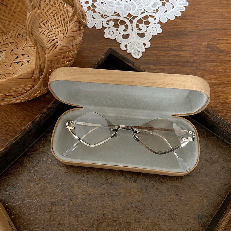 Fashionable Retro Sunglasses in Geometric Design Bowlift