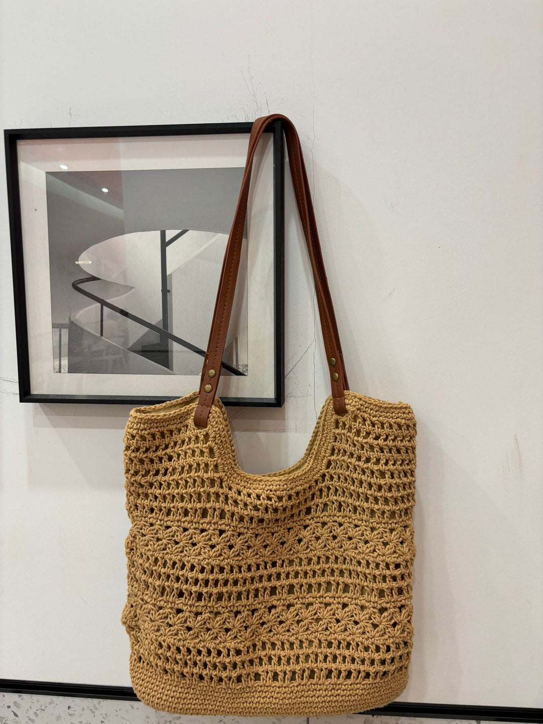 Handcrafted coarse mesh tote bag Bowlift