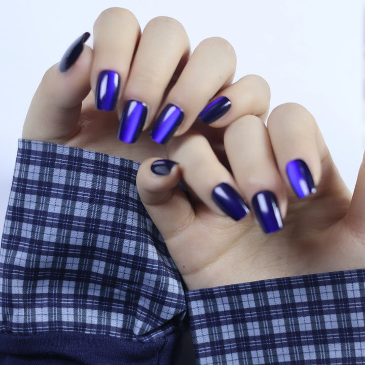 High-gloss nail modeling Bowlift