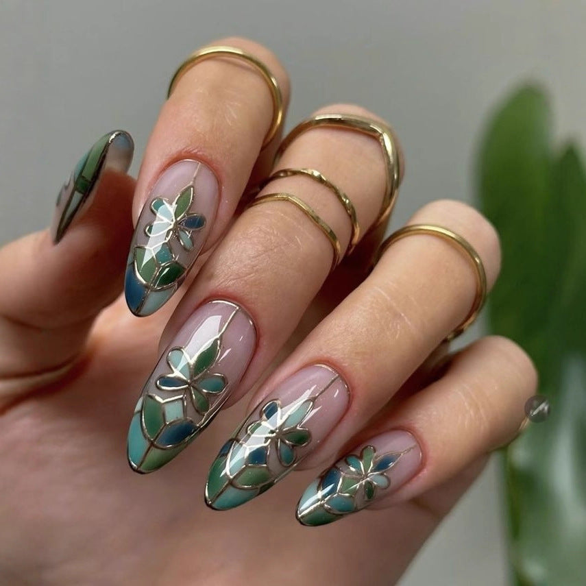 Amazing art nails with peacock feather design Bowlift