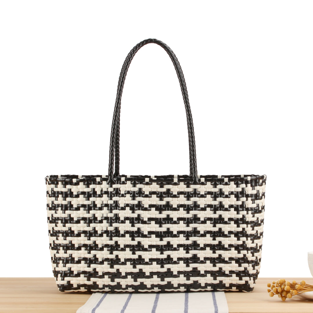 Designer Tote Bag Made of High-Quality Woven Material Bowlift