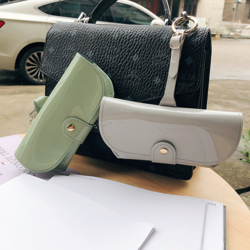 Stylish Patent Leather Eyeglasses Case Bowlift