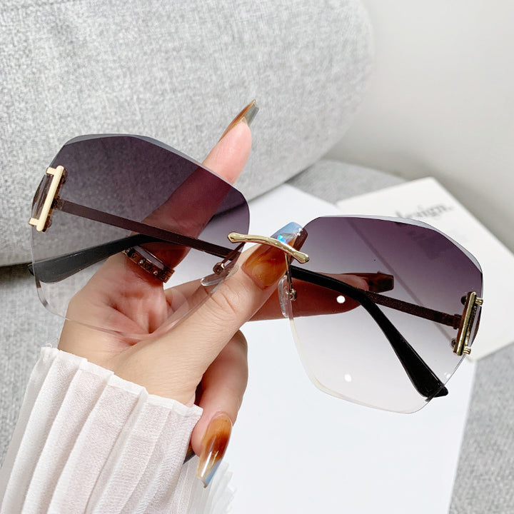 Women futuristic square sunglasses Bowlift