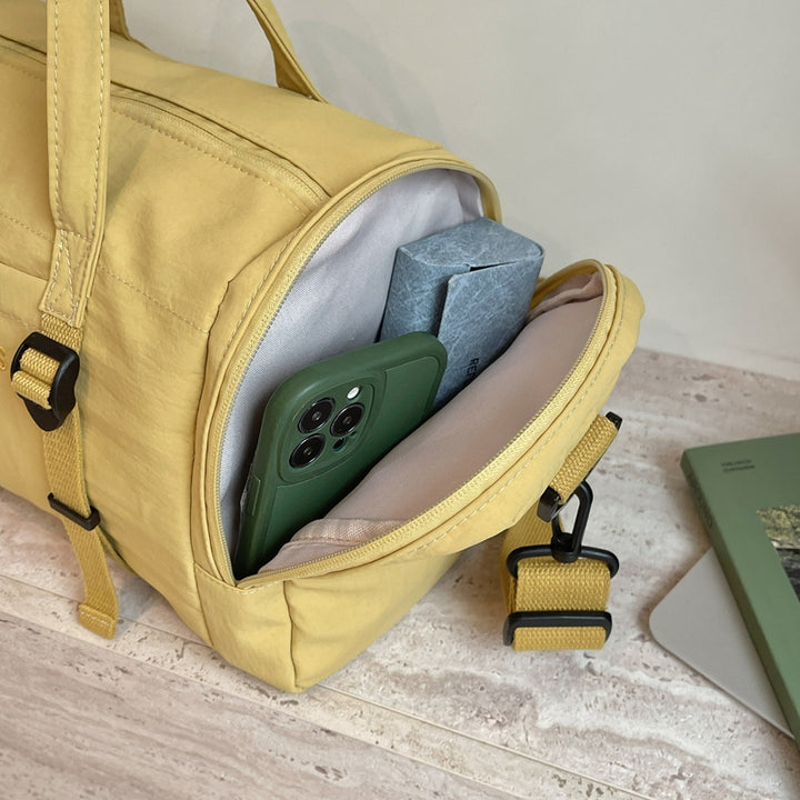 Sporty Duffel Bag with Ergonomic Carrying System Bowlift