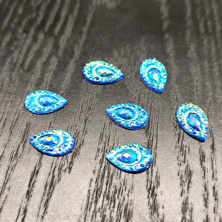 Glittering drop appliqués Bowlift
