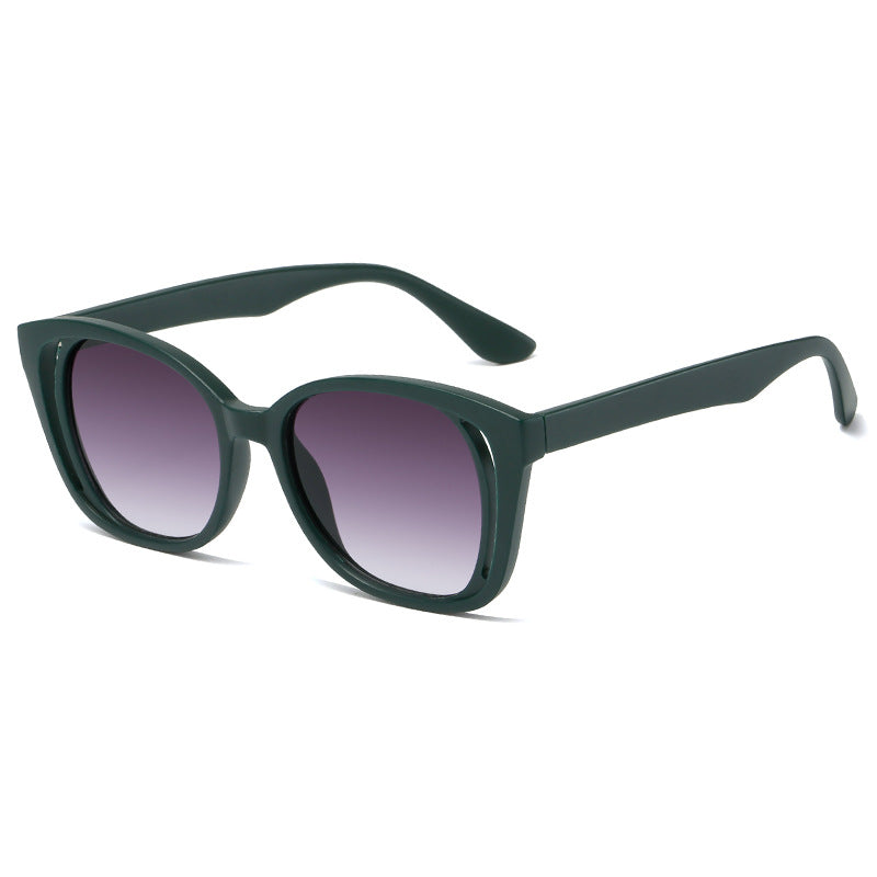Ladies stylish cat-eye sunglasses with sturdy frame Bowlift