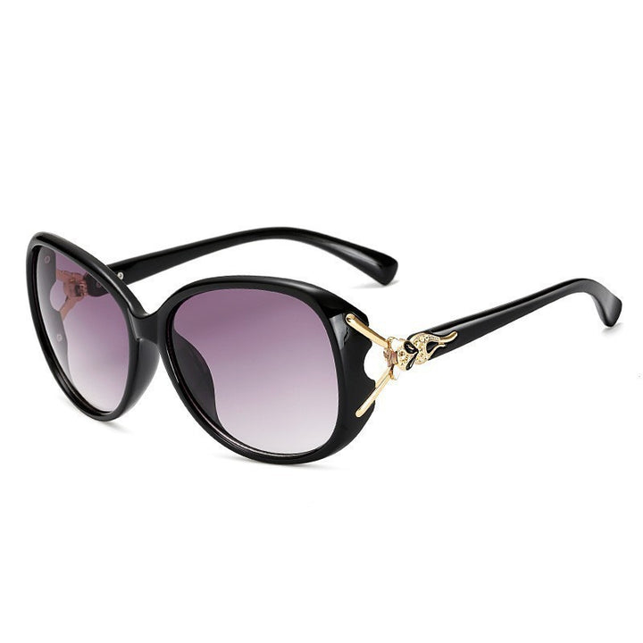 Women Premium Sunglasses with Elegant Accents Bowlift