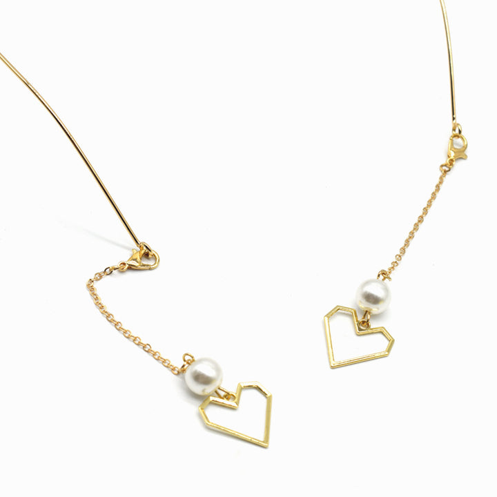 Heart-Shaped Geometric Elegance Eyewear Chain Bowlift