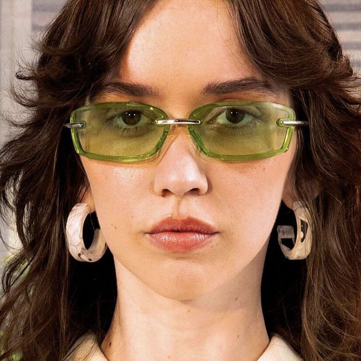 Women's fashionable sunglasses in futuristic design and transparent frame Bowlift