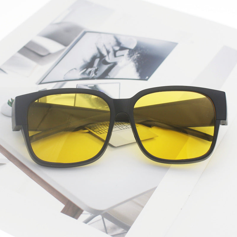 Ladies oversized sunglasses with geometric design Bowlift
