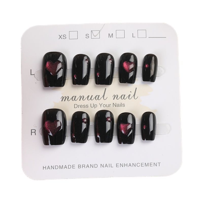 Heart Pattern Press-On Nail Set Bowlift