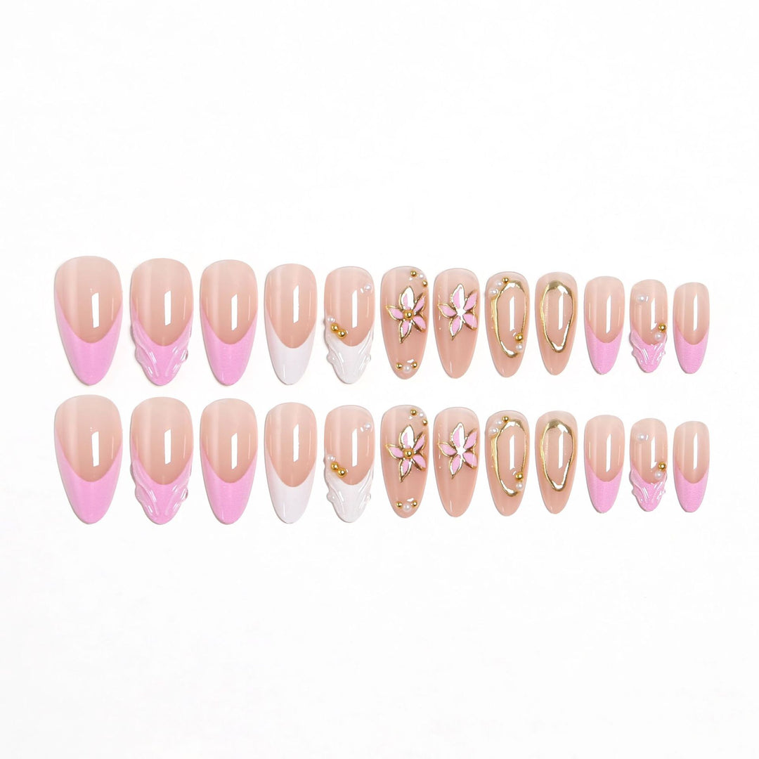 Exclusive artificial nails with elegant animal design and glitter accents Bowlift