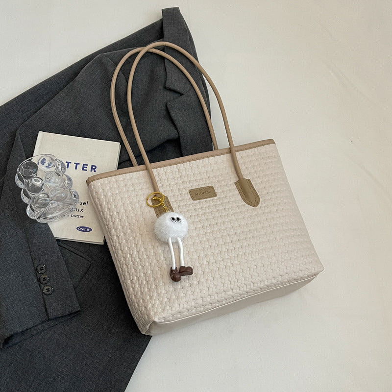 Woven Patterned Shoulder Bag Bowlift