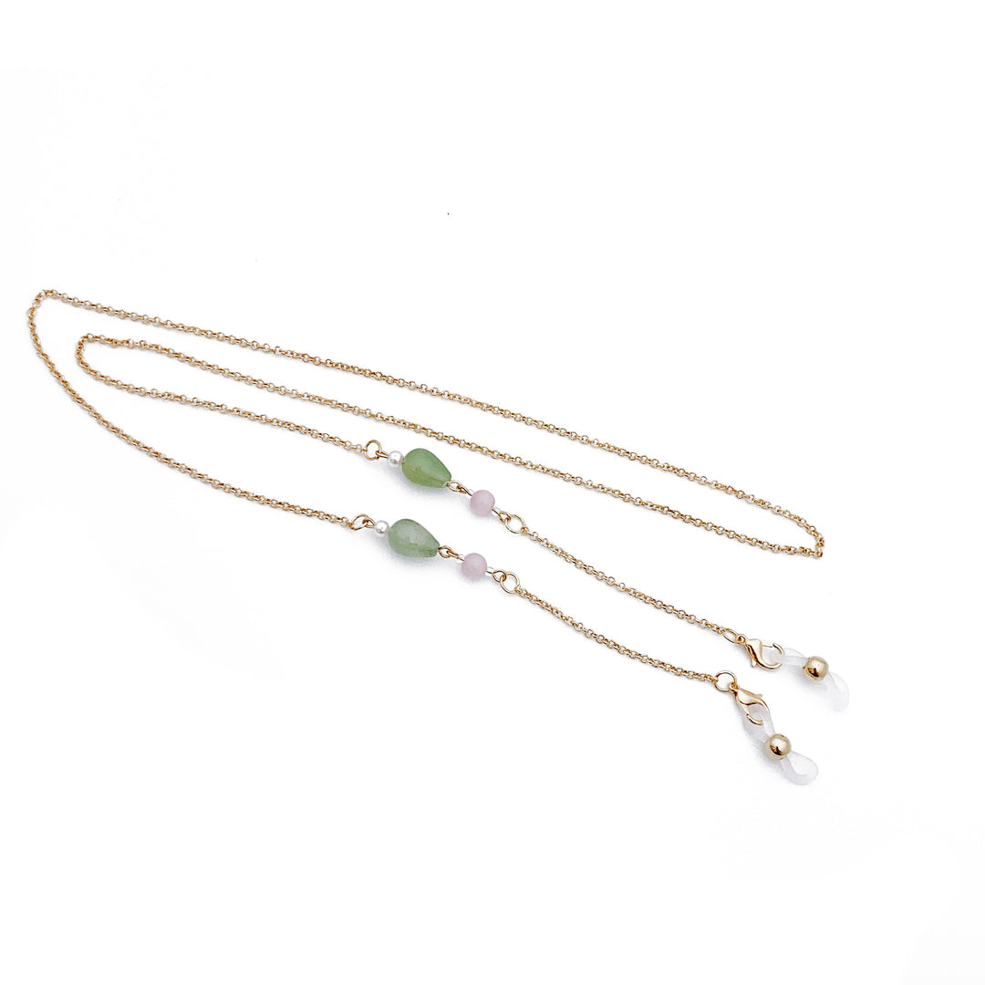 Fashionable necklace with elegant stone pendants Bowlift