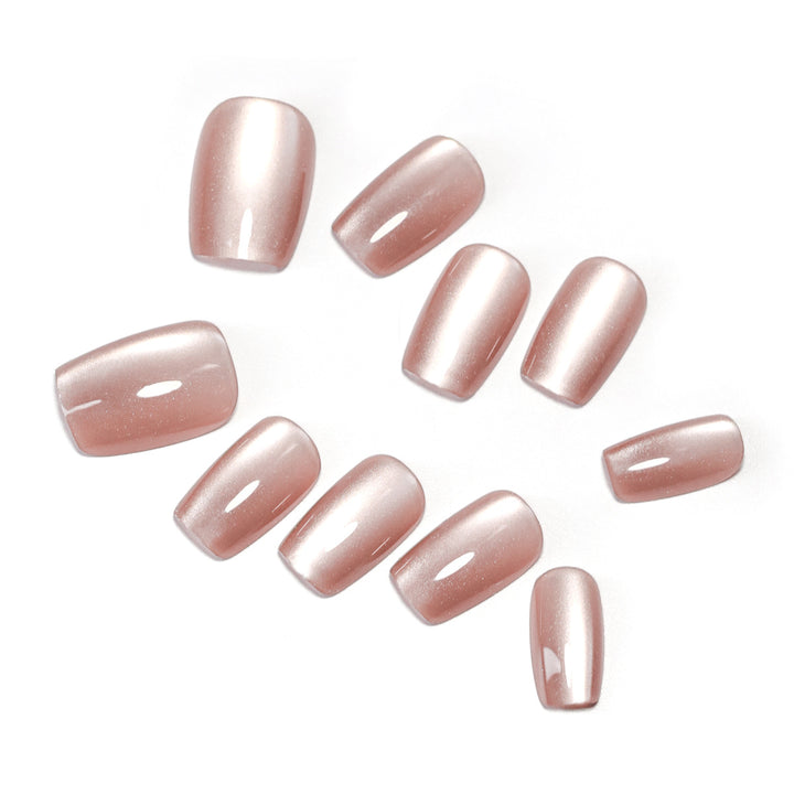 Artificial nail extensions with glossy finish Bowlift
