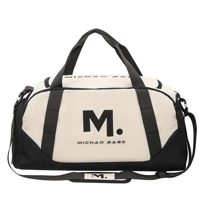 Sporty travel bag with reinforced material Bowlift