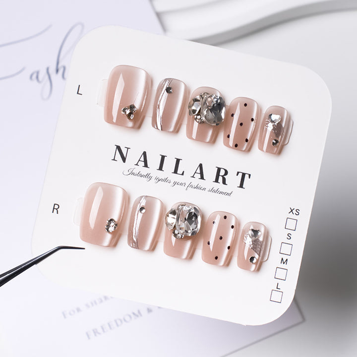 Artistic Press-On Nail Set with Rhinestone and Glossy Finish Bowlift