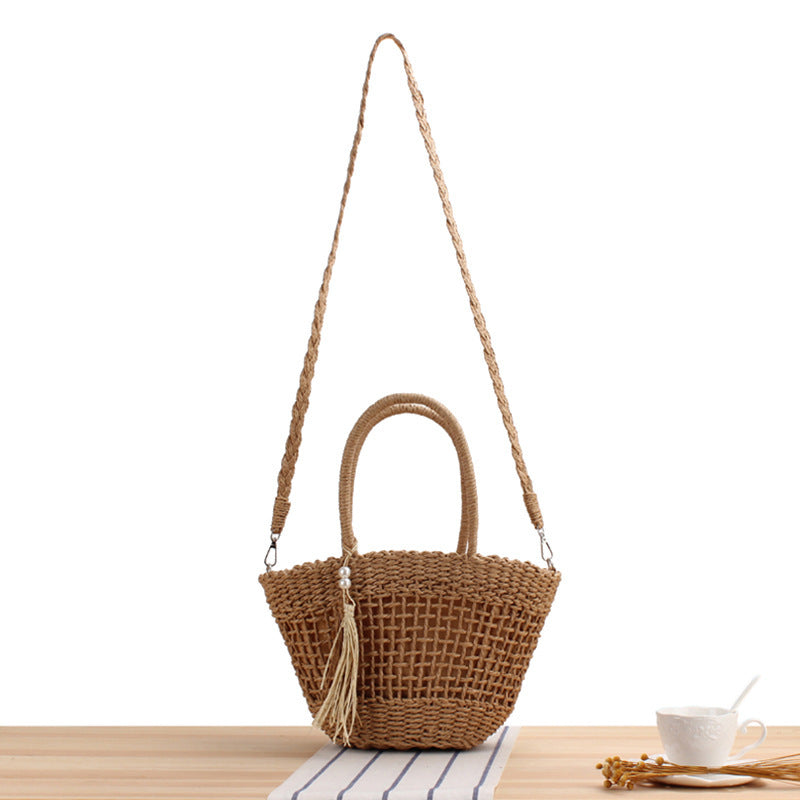 Elegant Bast Shoulder Bag with Tassels and Reinforced Handle Bowlift