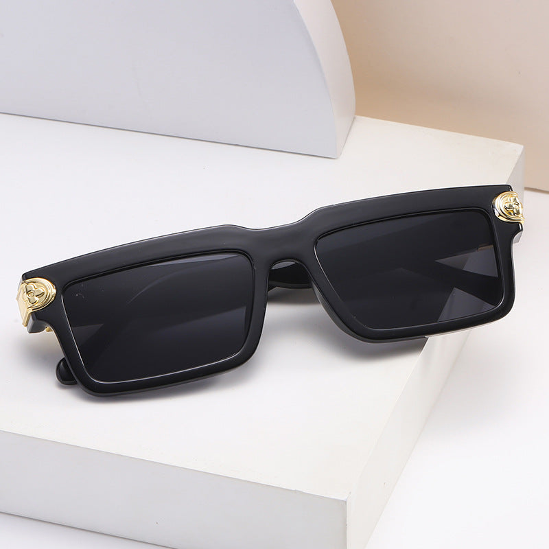 Women's fashionable sunglasses in innovative square design Bowlift