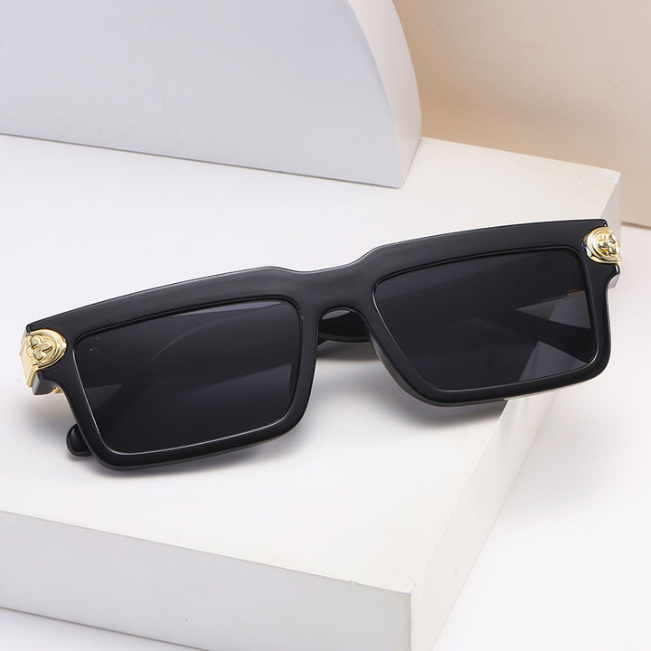 Women's fashionable sunglasses in innovative square design Bowlift