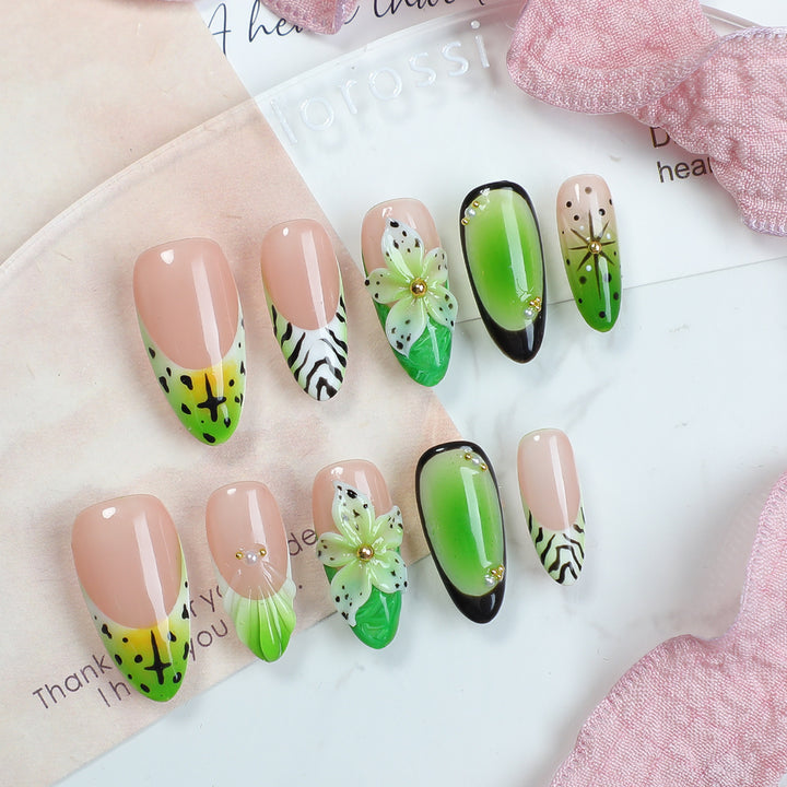 Artificial nail set with floral and colorful design Bowlift