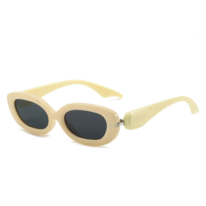 Ladies stylish sunglasses with elegant, curved frame Bowlift