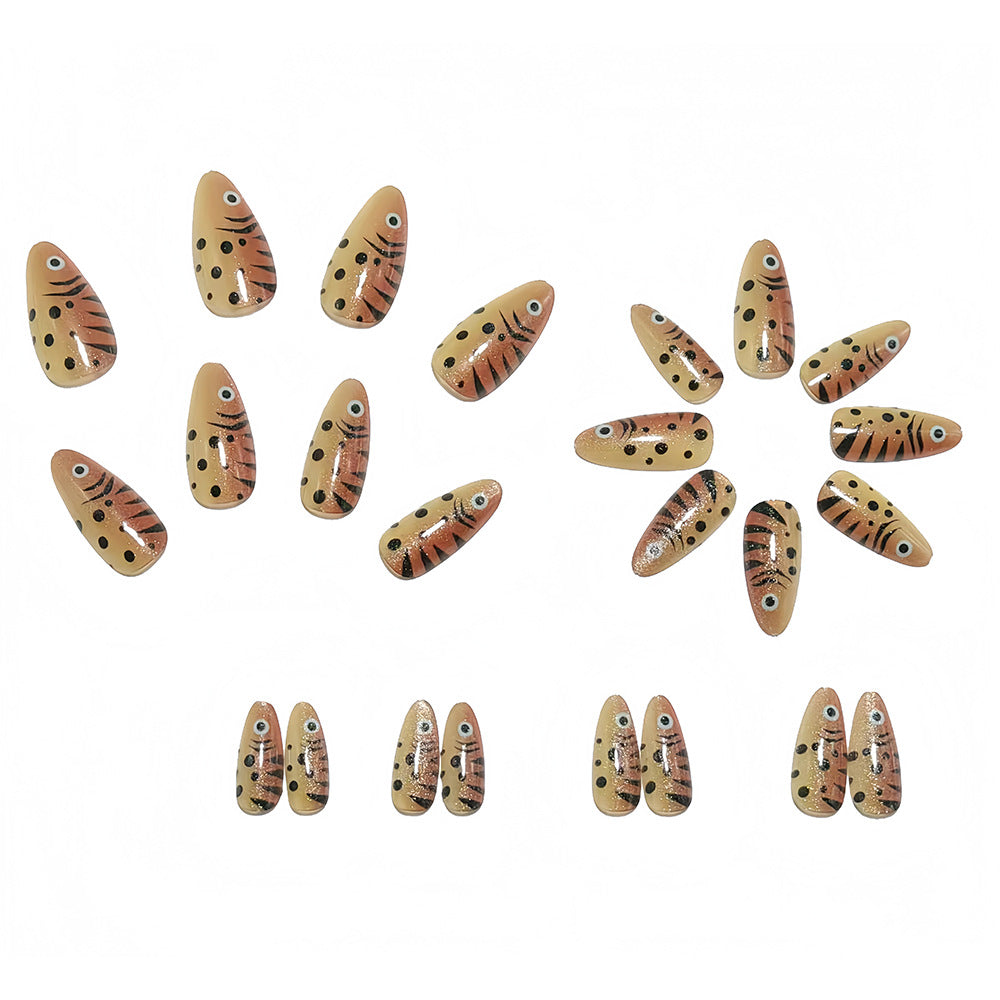 Art Nails in Creative Animal Design Bowlift