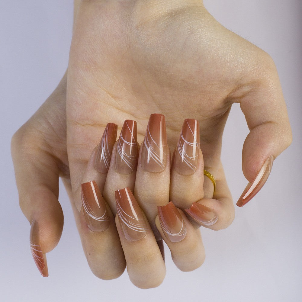 Elegant and Natural Nail Decoration Bowlift