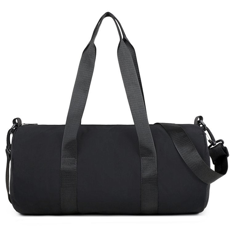 Sporty duffel bag with durable material and adjustable shoulder strap Bowlift