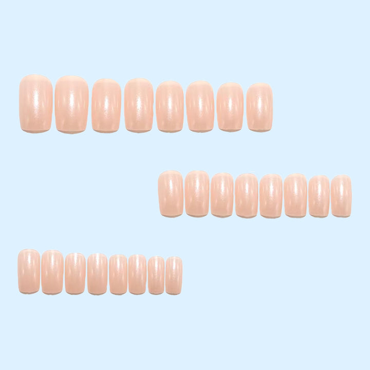 Gel-Nails In The Elegant French Style Bowlift