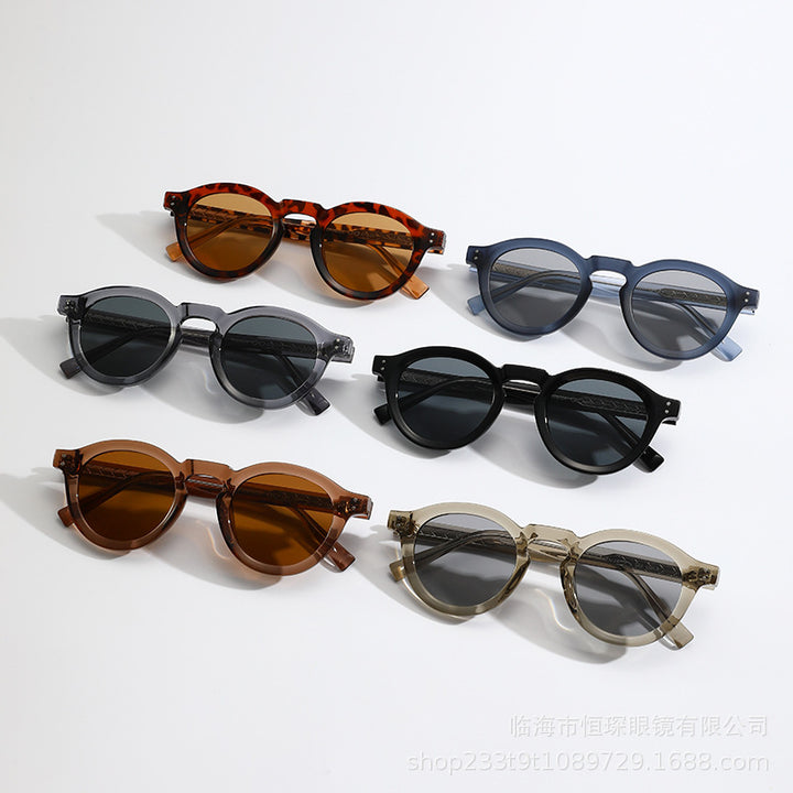 Ladies sunglasses in modern and unique design Bowlift