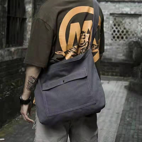 Shoulder bag in modern design with practical organizer Bowlift