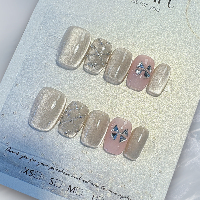 Premium French Tip Press-On Nails Bowlift