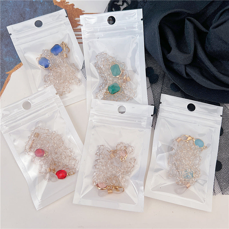 Stylish Beaded Eyewear Chain Bowlift