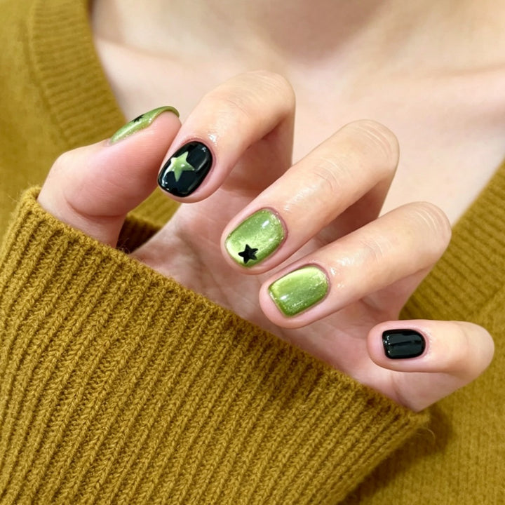 Creative Art Nails with Sparkling Star Designs Bowlift