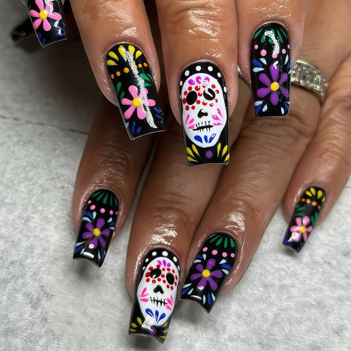 Creative artificial nails with sugar skull design Bowlift