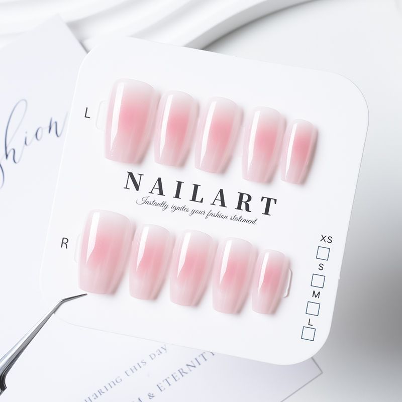 Elegant and Stylish Artificial Nails with Practical Design Bowlift