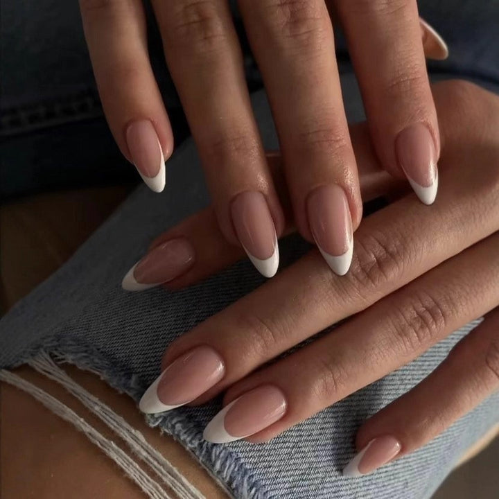 Elegant French Manicure Artificial Nails Bowlift