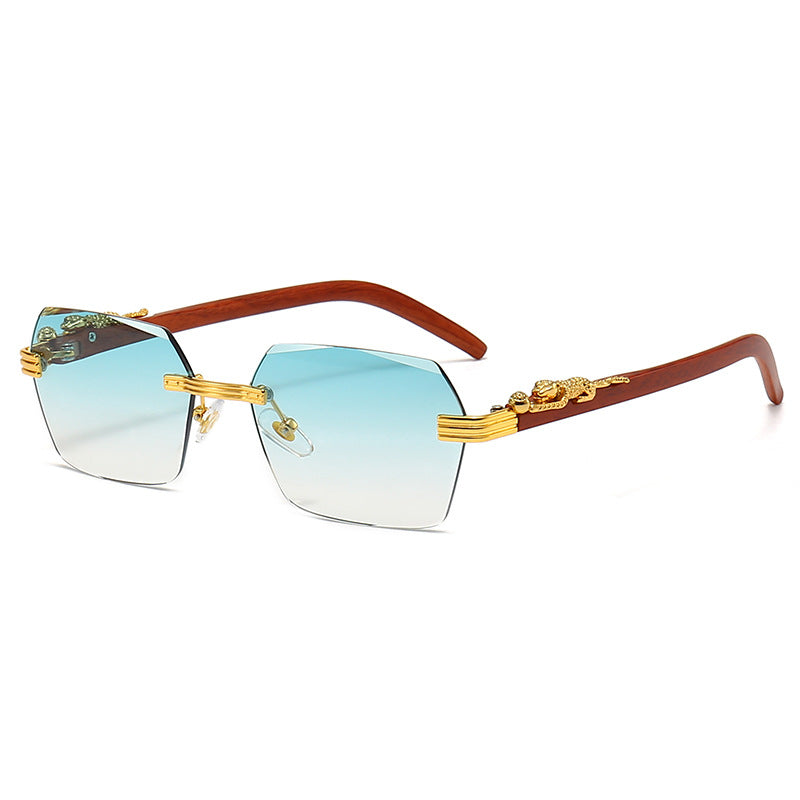 Ladies Designer Sunglasses with Artistic Wooden Frame and Elegant Glass Elements Bowlift