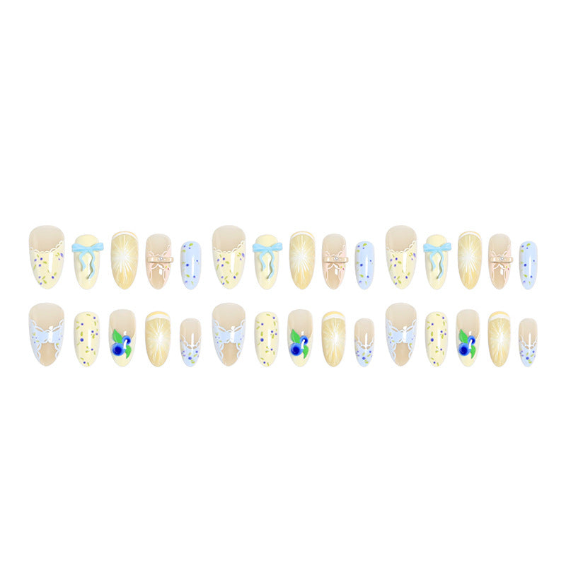 Artificial nails with playful floral design Bowlift