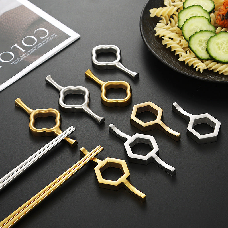 Creative and Stylish Serving Tongs Bowlift